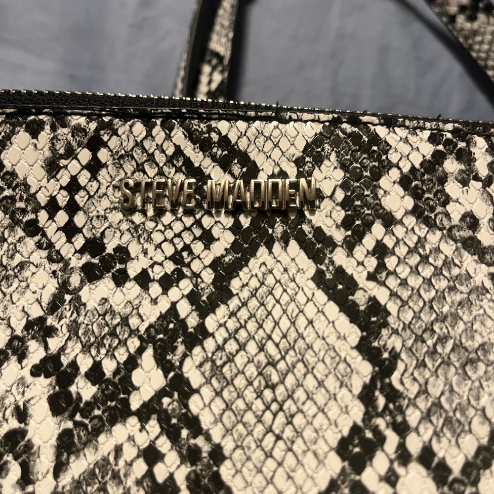 Steve Madden Black And Cream Python Crossbody Bag - image 3